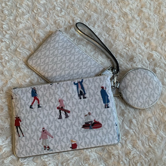 Michael Kors Jet Set Girls JST Multi Wristlet Trio - Bright White Multi - Picture 8 of 9